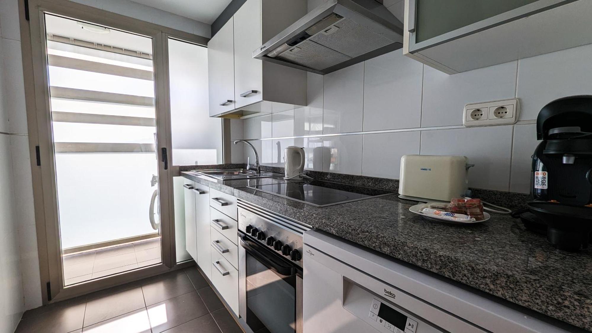 Torre Lugano Sea View Apartment Бенидорм Экстерьер фото