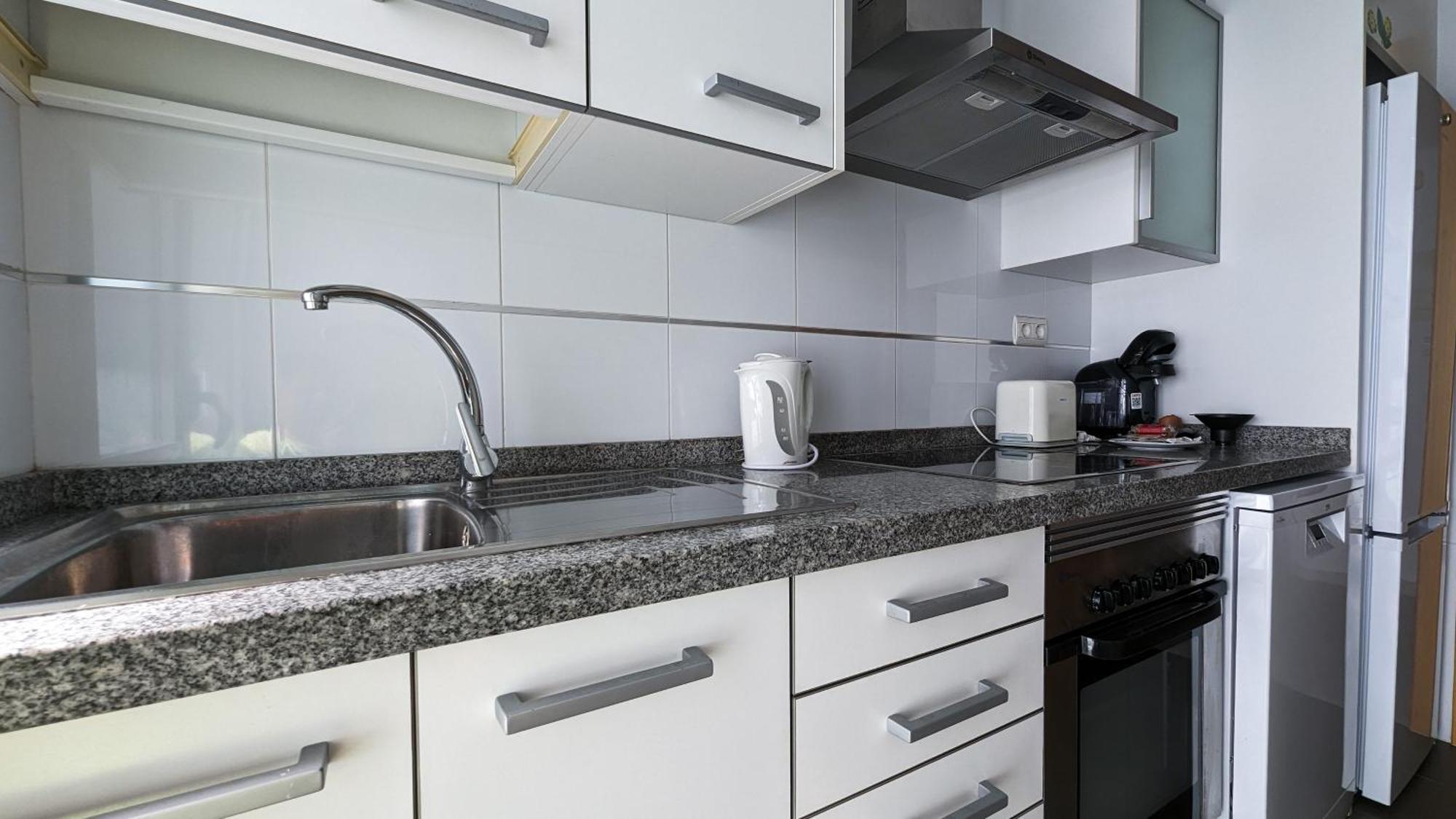 Torre Lugano Sea View Apartment Бенидорм Экстерьер фото